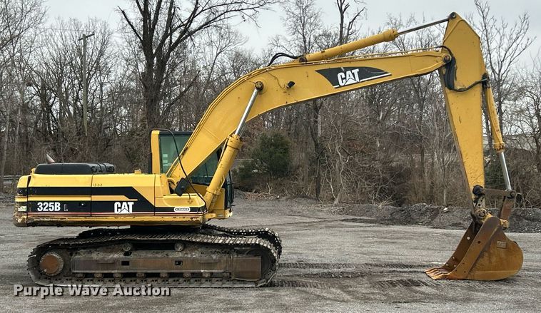 image for item EK2640 2001 Caterpillar 325B L excavator