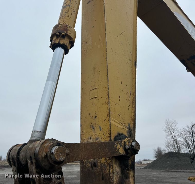 image for item EK2640 2001 Caterpillar 325B L excavator