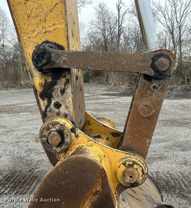 image for item EK2640 2001 Caterpillar 325B L excavator