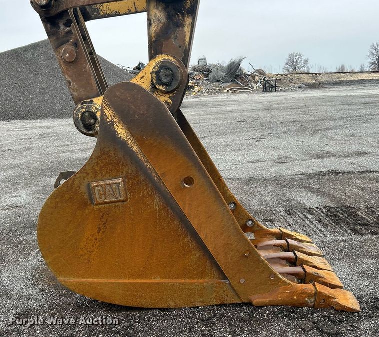 image for item EK2640 2001 Caterpillar 325B L excavator