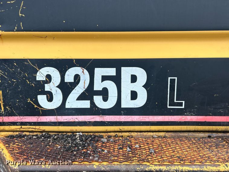 image for item EK2640 2001 Caterpillar 325B L excavator