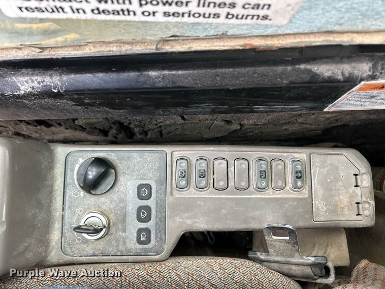 image for item EK2640 2001 Caterpillar 325B L excavator