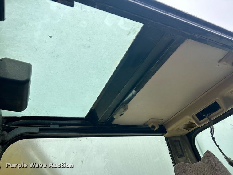 image for item EK2640 2001 Caterpillar 325B L excavator