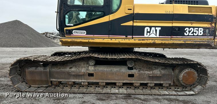 image for item EK2640 2001 Caterpillar 325B L excavator