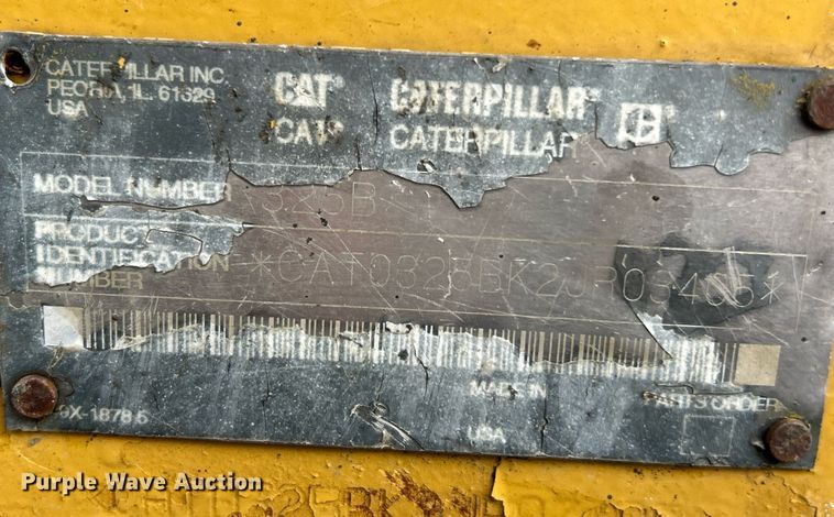 image for item EK2640 2001 Caterpillar 325B L excavator