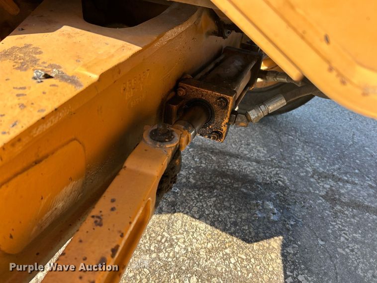 image for item EK2651 2001 Case 580 Super M backhoe