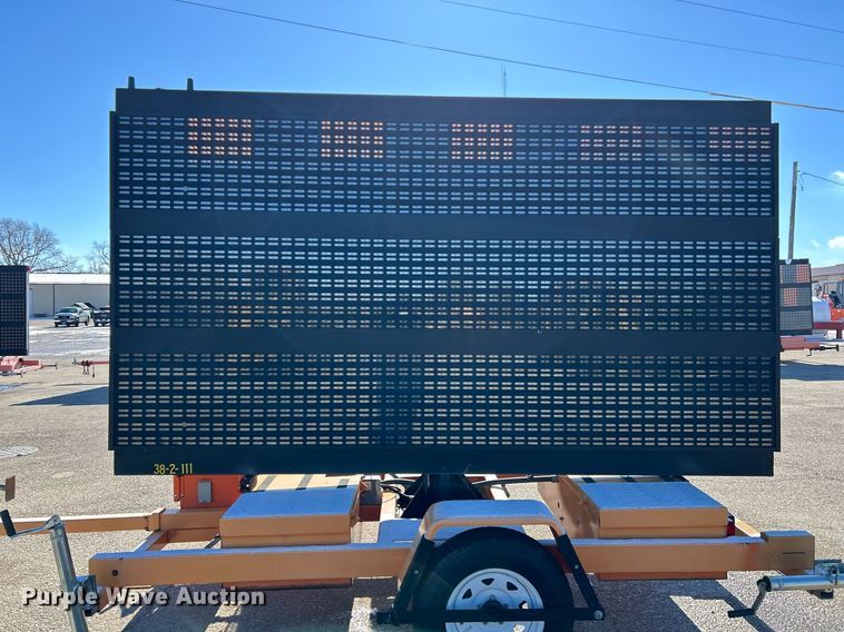 image for item EK2653 (3) American Signal message board trailers