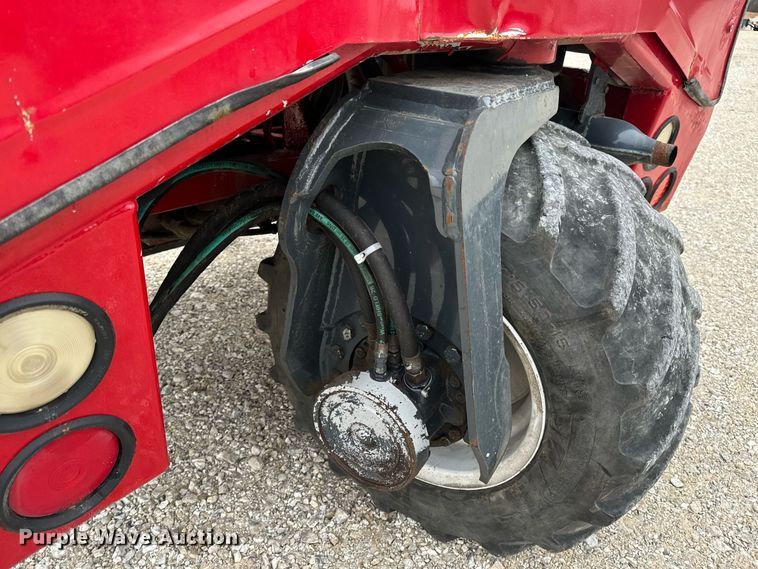 image for item EN5107 2004 Moffett M5500 W 4W forklift