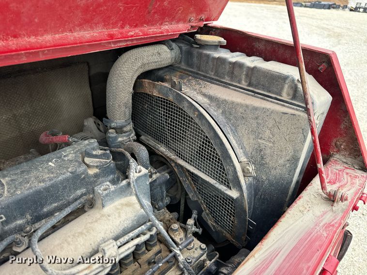 image for item EN5107 2004 Moffett M5500 W 4W forklift