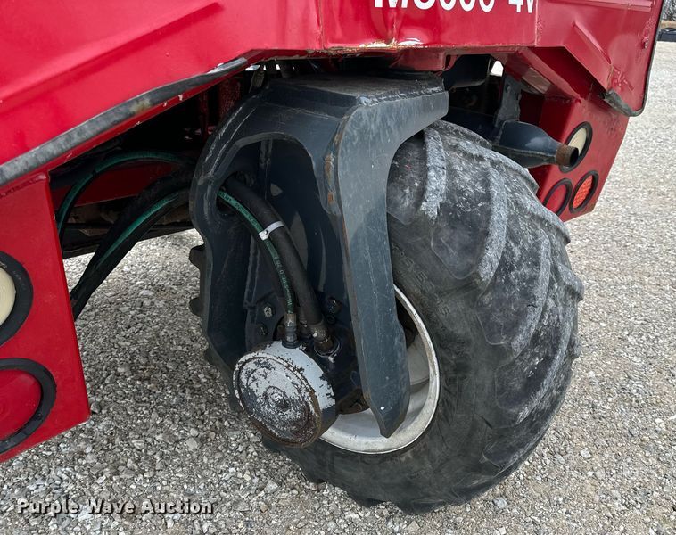 image for item EN5107 2004 Moffett M5500 W 4W forklift