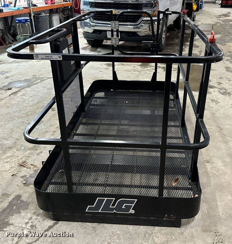 image for item EN5123 JLG 1001238653 man basket