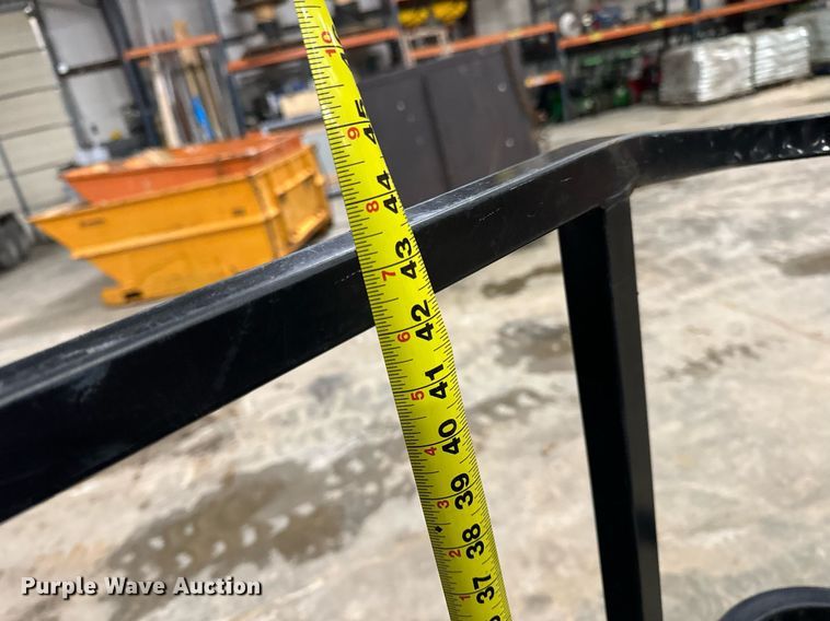 image for item EN5124 JLG 1001238653 man basket