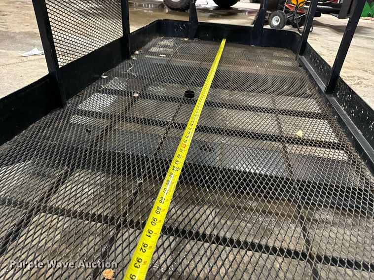 image for item EN5124 JLG 1001238653 man basket