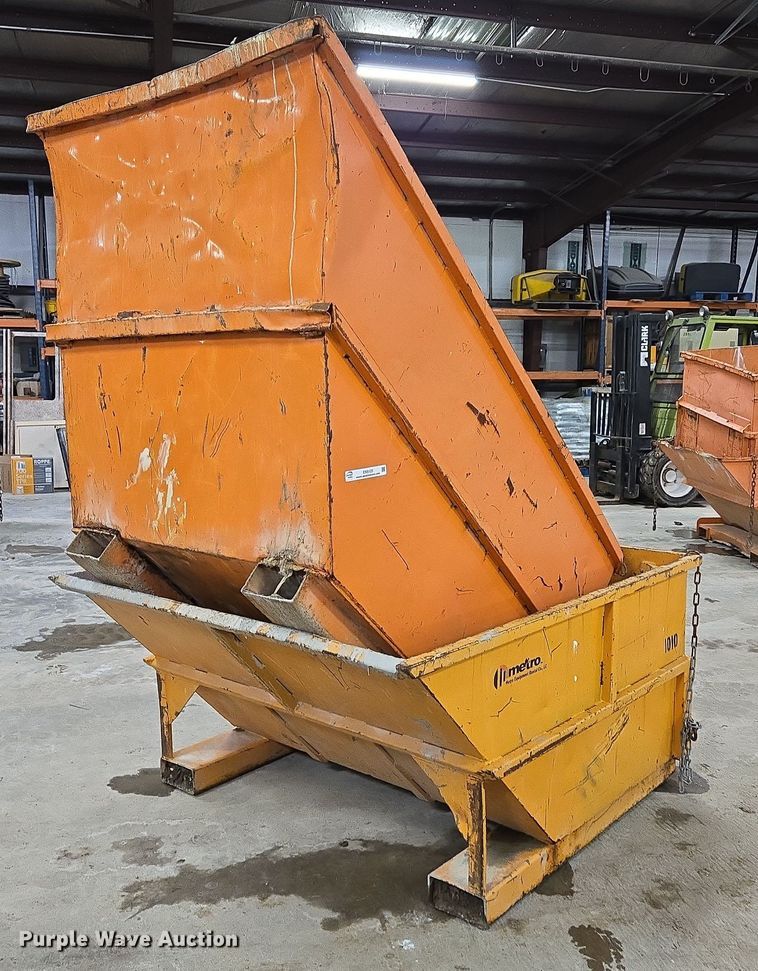 image for item EN5125 (2) dumpsters