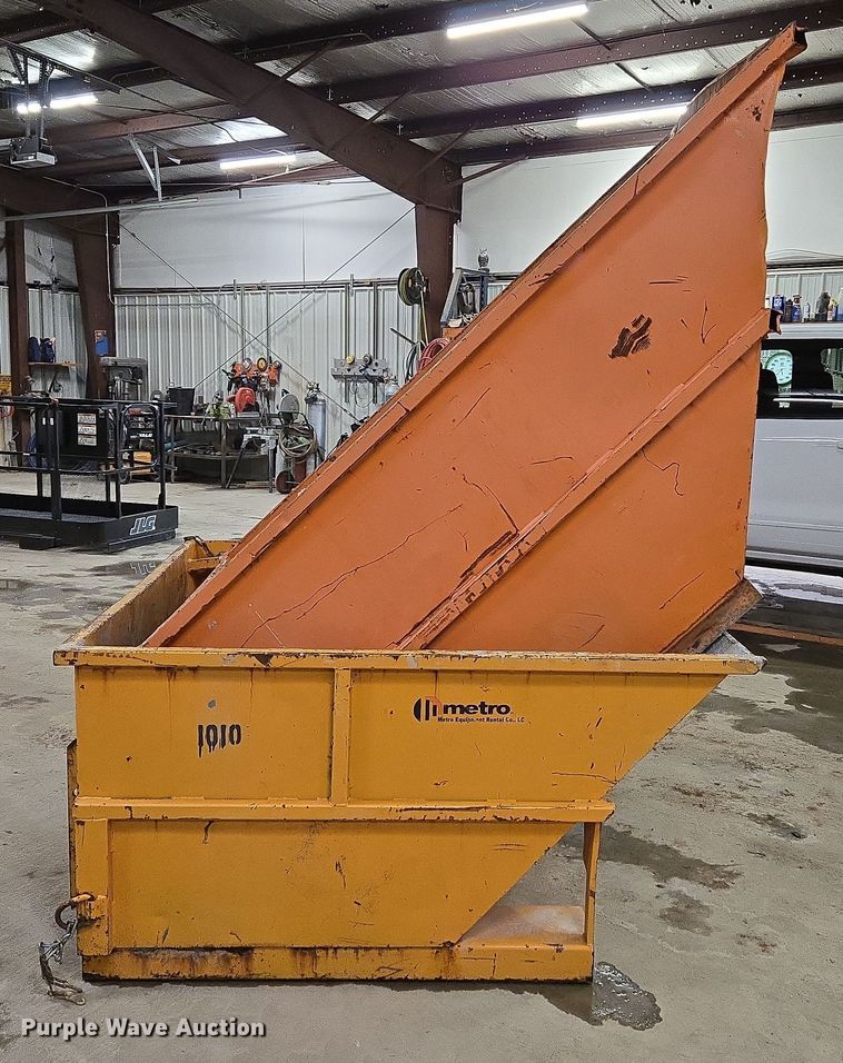 image for item EN5125 (2) dumpsters