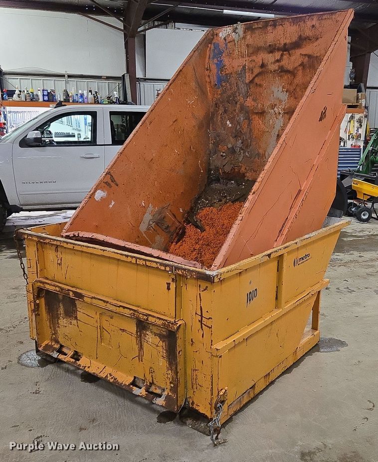 image for item EN5125 (2) dumpsters