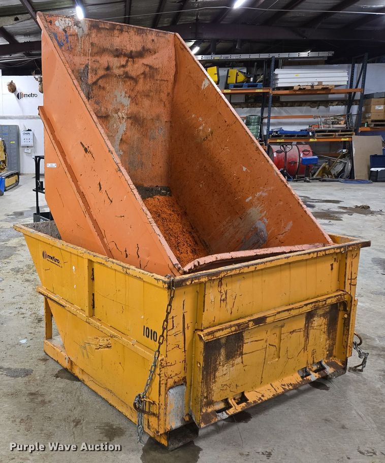 image for item EN5125 (2) dumpsters