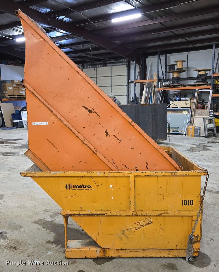 image for item EN5125 (2) dumpsters