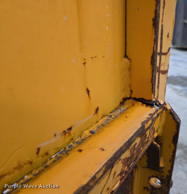 image for item EN5125 (2) dumpsters