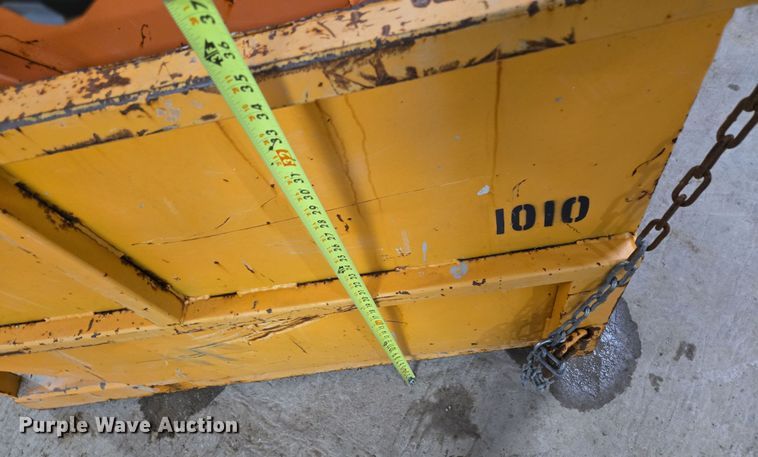 image for item EN5125 (2) dumpsters