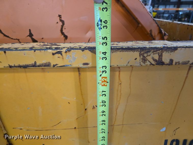 image for item EN5125 (2) dumpsters