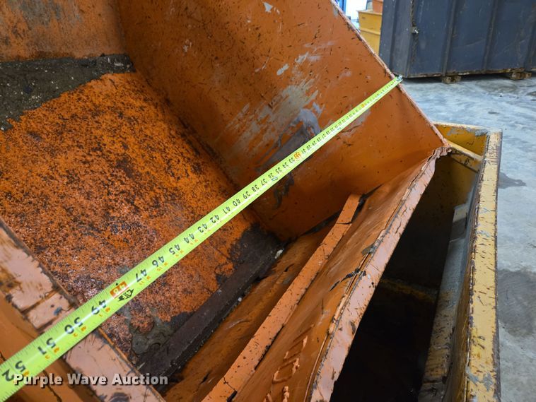 image for item EN5125 (2) dumpsters