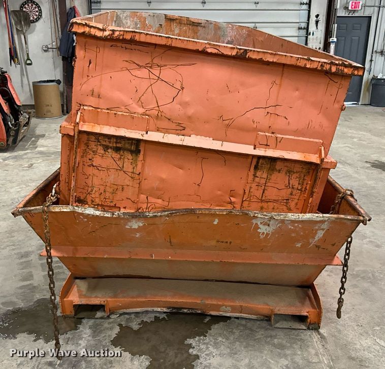 image for item EN5126 (2) dumpsters