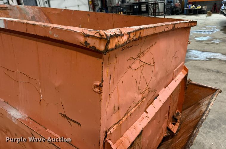 image for item EN5126 (2) dumpsters
