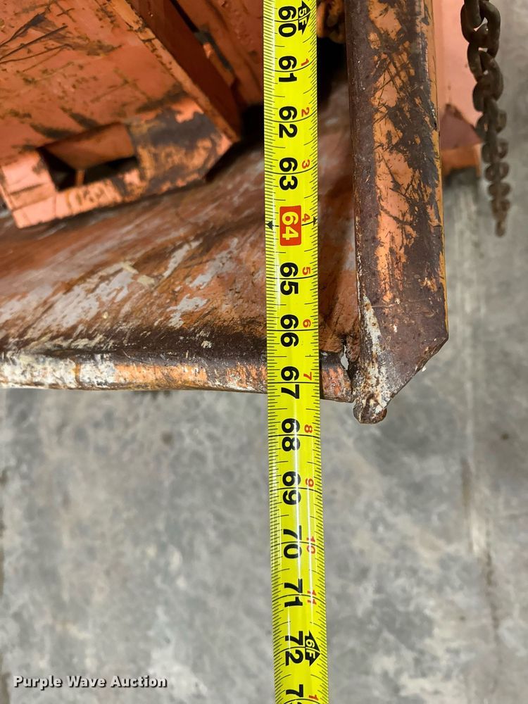 image for item EN5126 (2) dumpsters