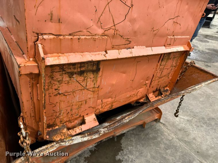 image for item EN5126 (2) dumpsters