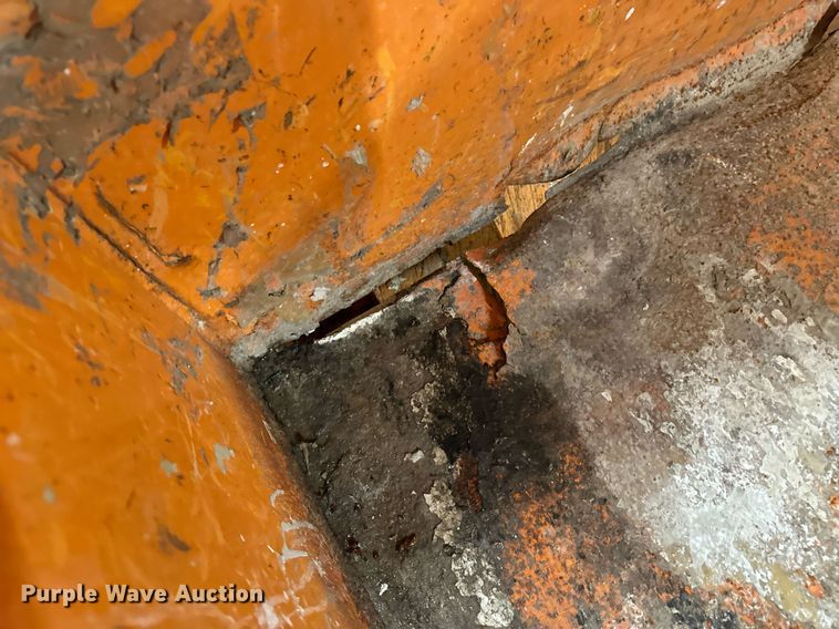 image for item EN5126 (2) dumpsters