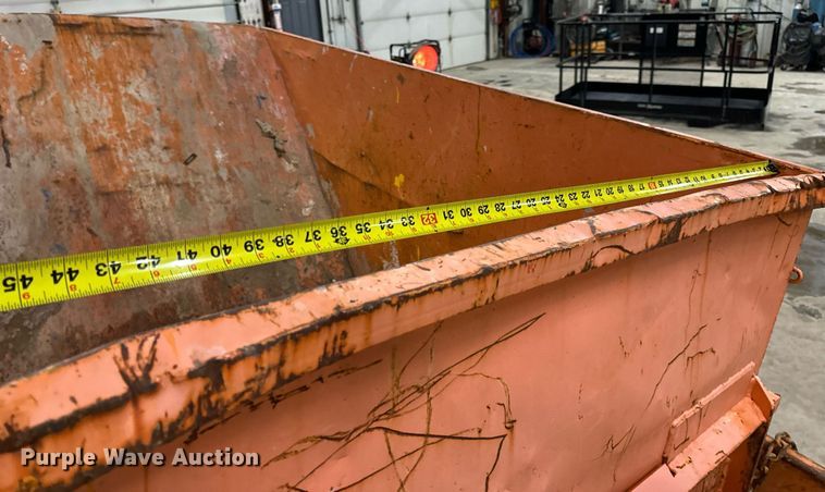 image for item EN5126 (2) dumpsters