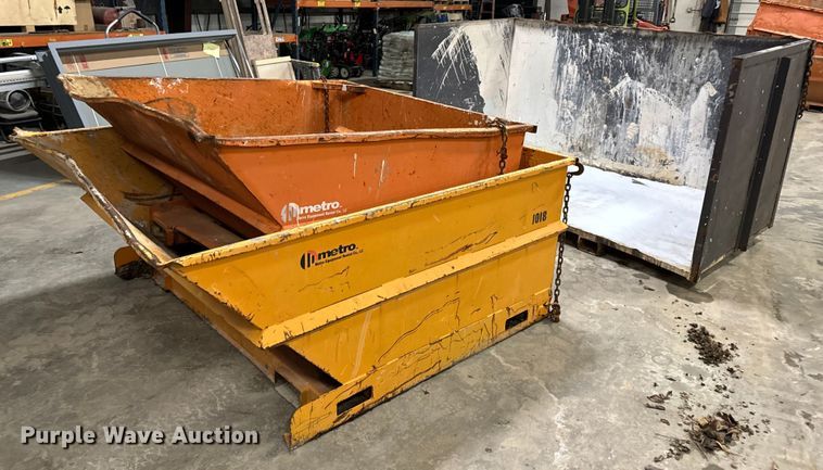 image for item EN5127 (3) dumpsters