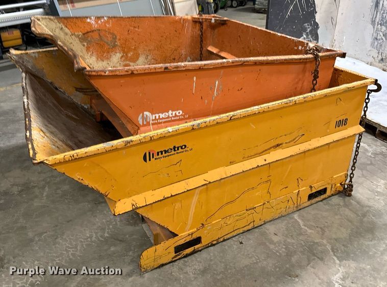 image for item EN5127 (3) dumpsters