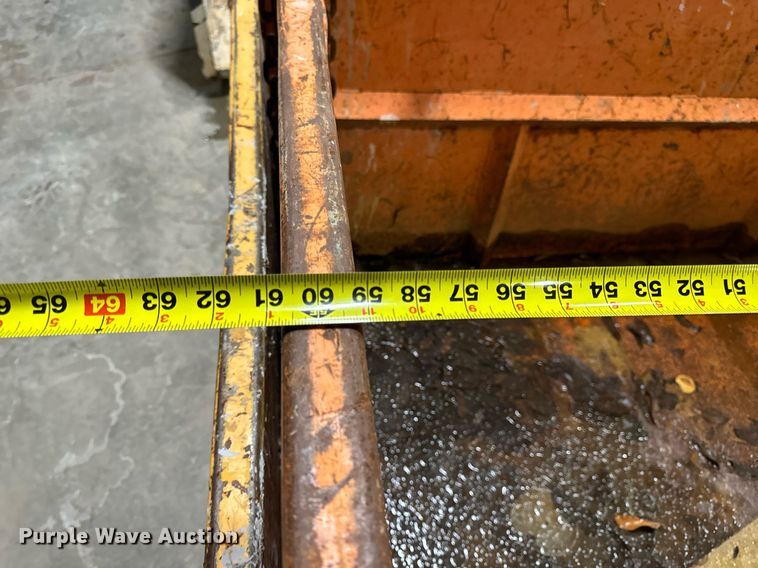 image for item EN5127 (3) dumpsters