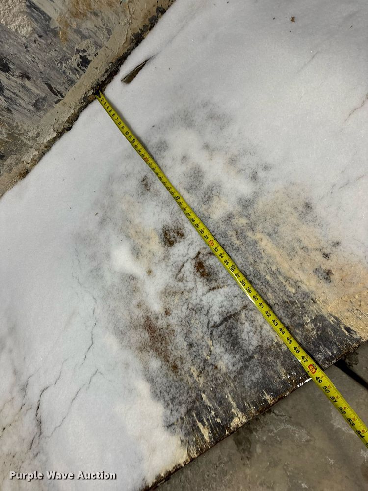 image for item EN5127 (3) dumpsters