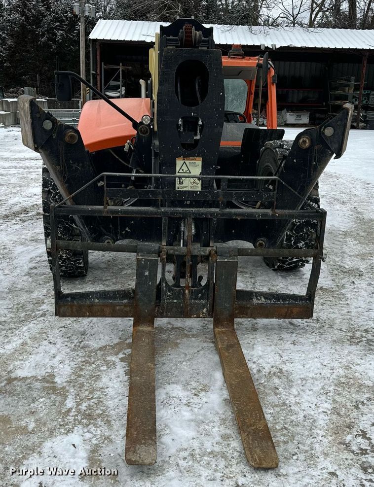 image for item EN5128 2021 JLG 1055 telehandler
