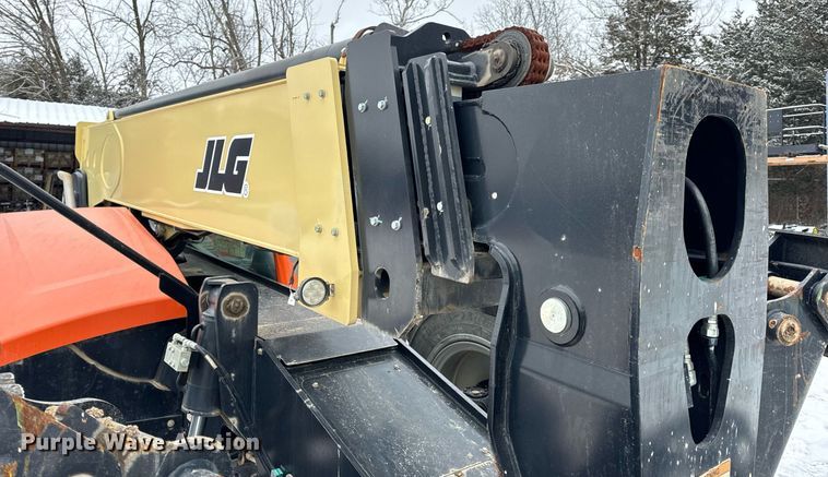 image for item EN5128 2021 JLG 1055 telehandler