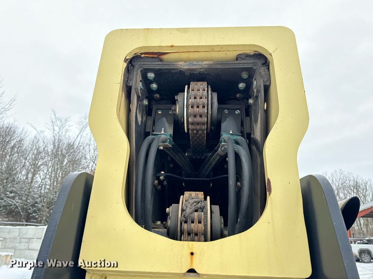 image for item EN5128 2021 JLG 1055 telehandler