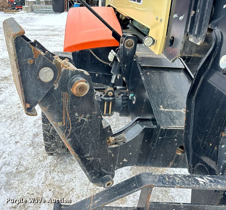 image for item EN5128 2021 JLG 1055 telehandler