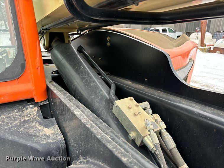 image for item EN5128 2021 JLG 1055 telehandler