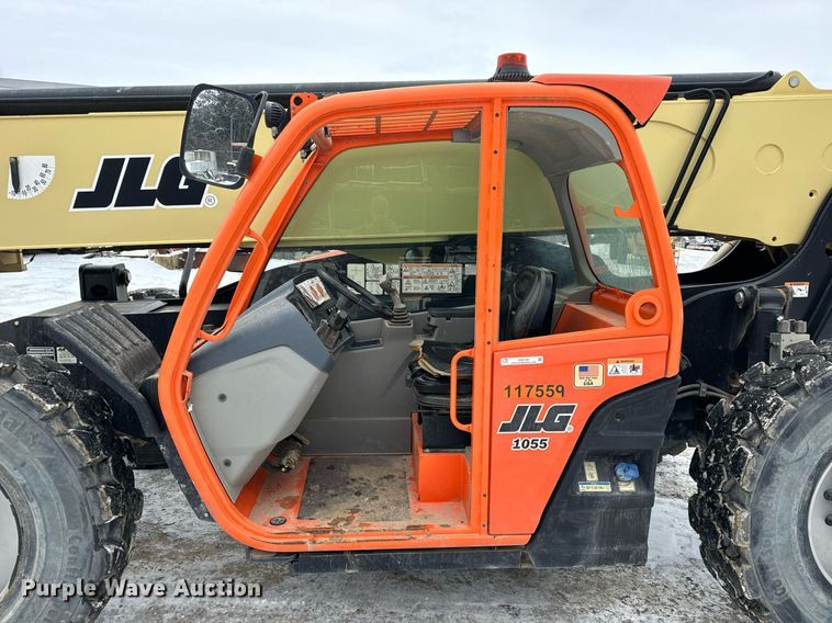 image for item EN5128 2021 JLG 1055 telehandler