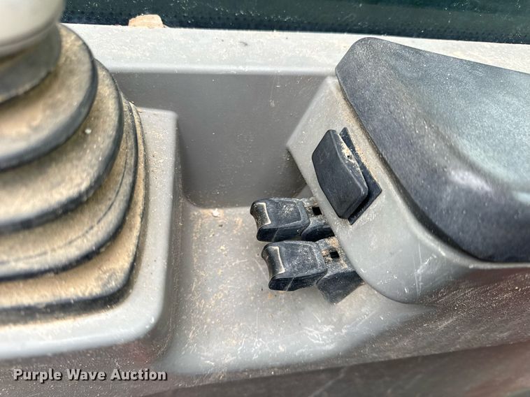 image for item EN5128 2021 JLG 1055 telehandler