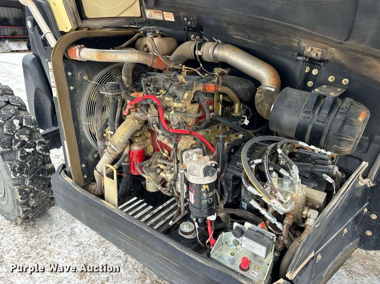 image for item EN5128 2021 JLG 1055 telehandler