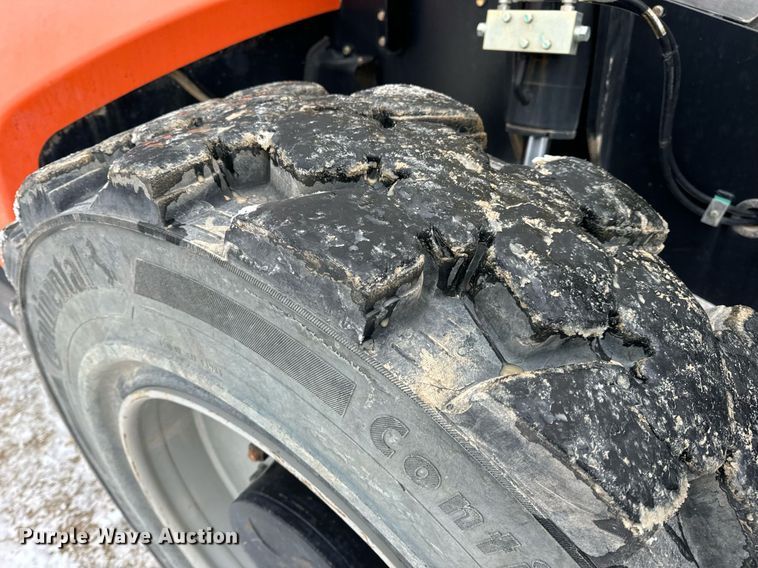 image for item EN5128 2021 JLG 1055 telehandler