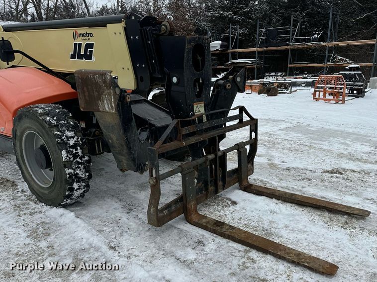 image for item EN5130 2021 JLG 1055 telehandler
