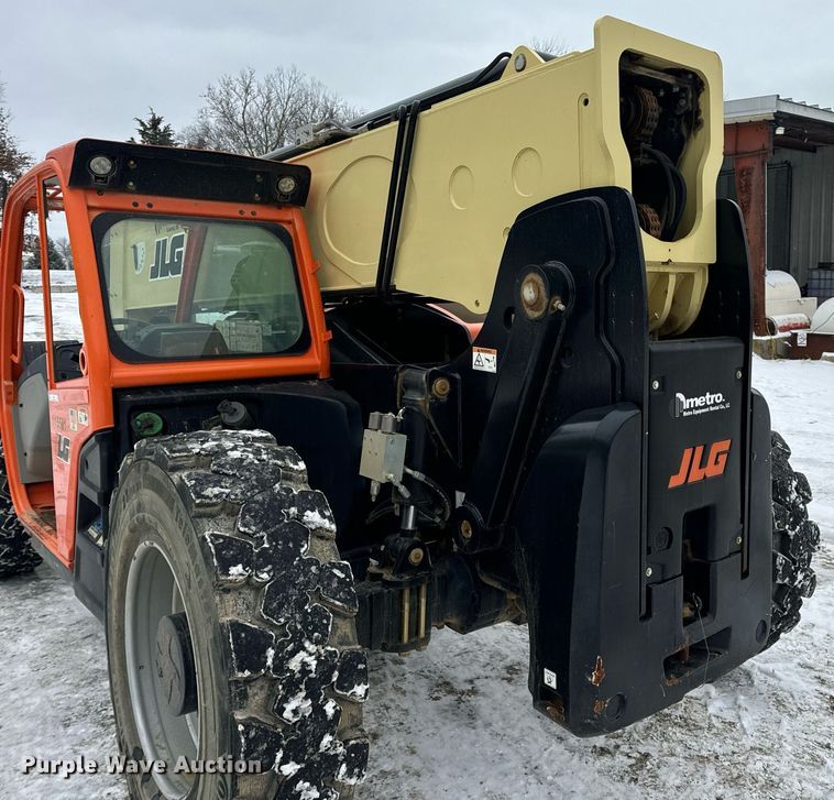 image for item EN5130 2021 JLG 1055 telehandler