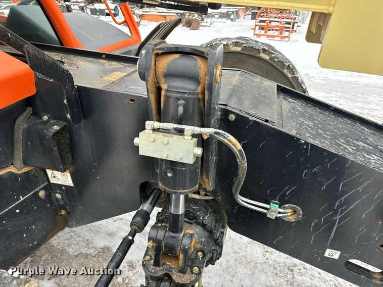 image for item EN5130 2021 JLG 1055 telehandler