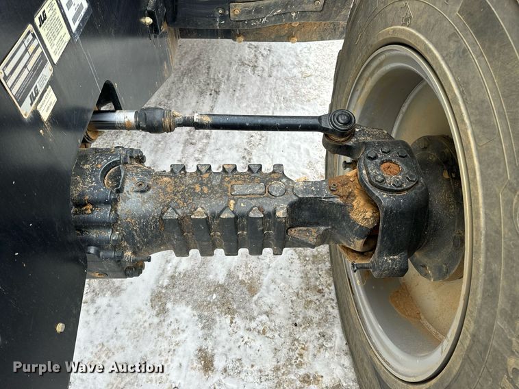 image for item EN5130 2021 JLG 1055 telehandler