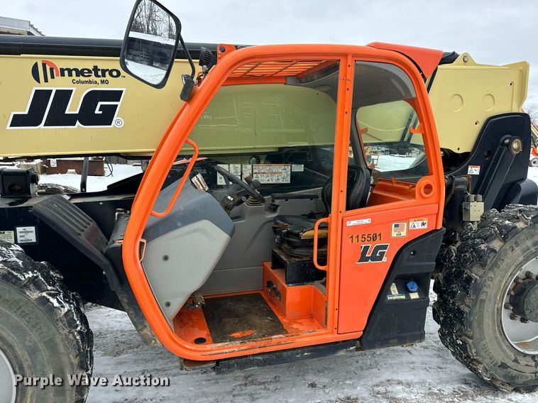image for item EN5130 2021 JLG 1055 telehandler